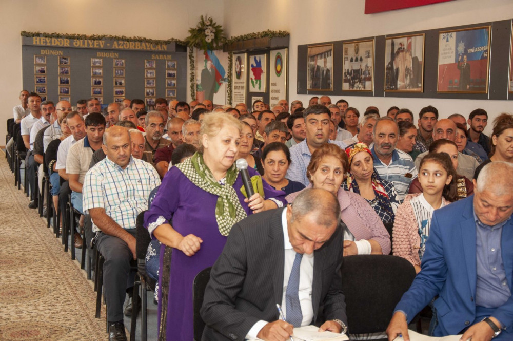 Abdin Fərzəliyev səyyar qəbul keçirdi - FOTO